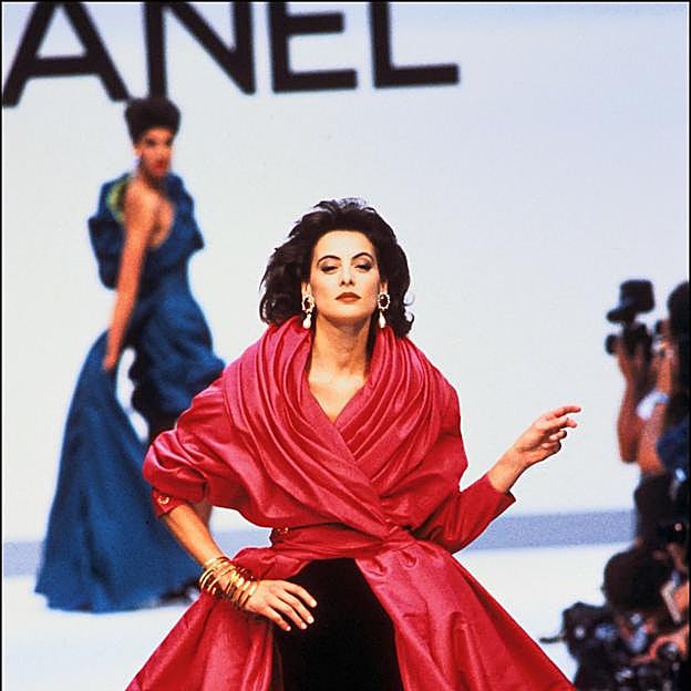 Inès de la Fressange en uno de los momentos cúspide de su carrera como modelo de Chanel