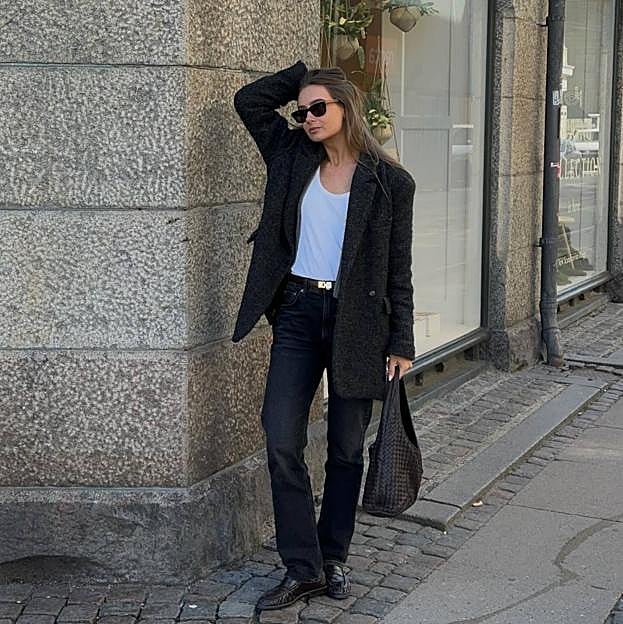 Blazers oversize muy elegantes que necesitas para renovar tu fondo de armario de cara al entretiempo