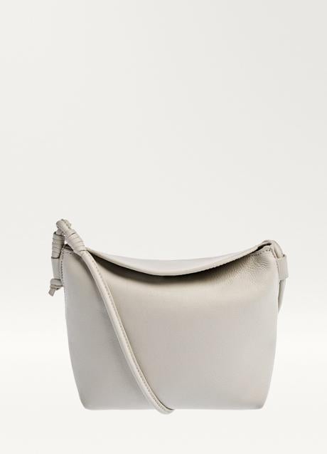 Imagen - Bolso blanco de Massimo Dutti (79,99 euros)