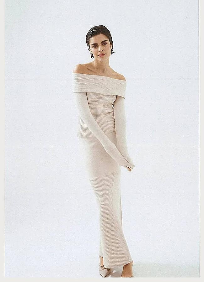 Imagen - Conjunto de punto con jersey bardot y falda