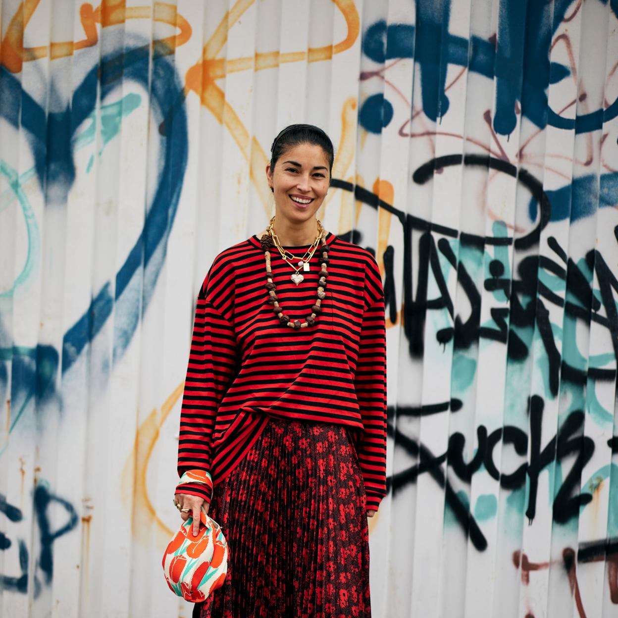 Joyas en burdeos, la nueva tendencia que arrasará en otoño