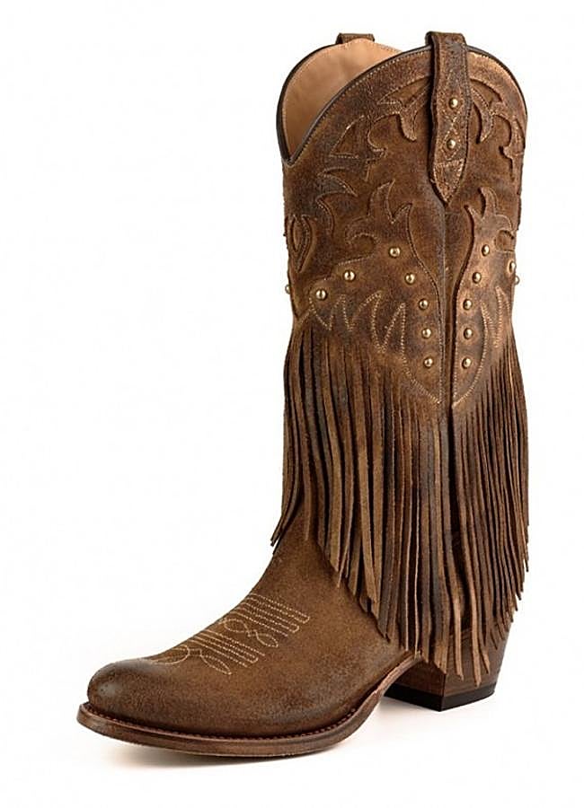 Imagen - Botas cowboy con flecos de Corbeto Boots, 275 euros.