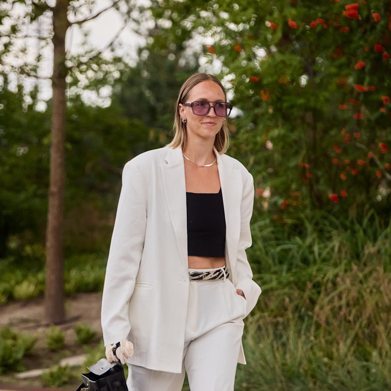 Cuatro perfumes con olor a jazmín con los que triunfarás