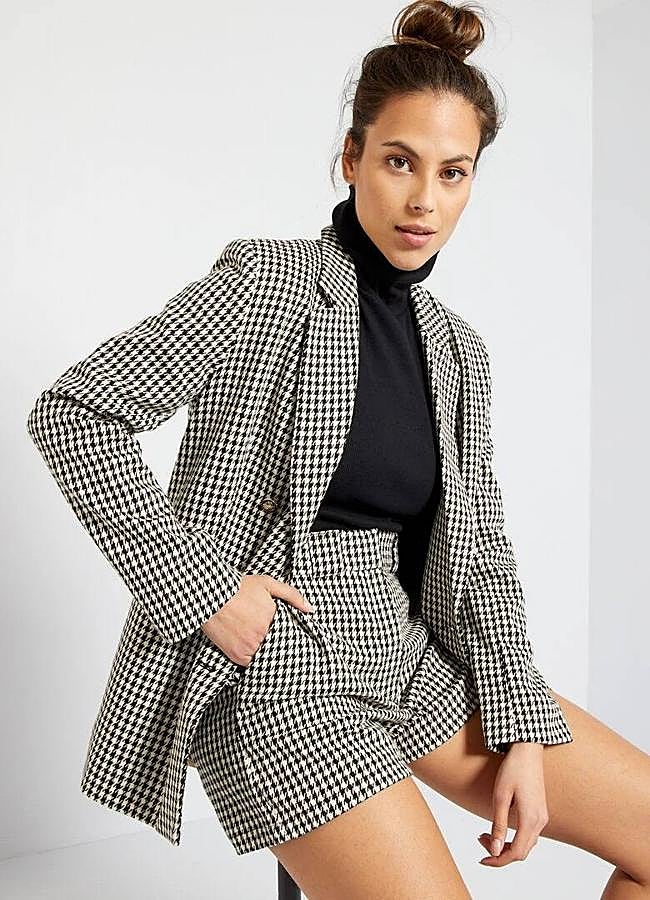 Imagen - Blazer cruzada con pata de gallo