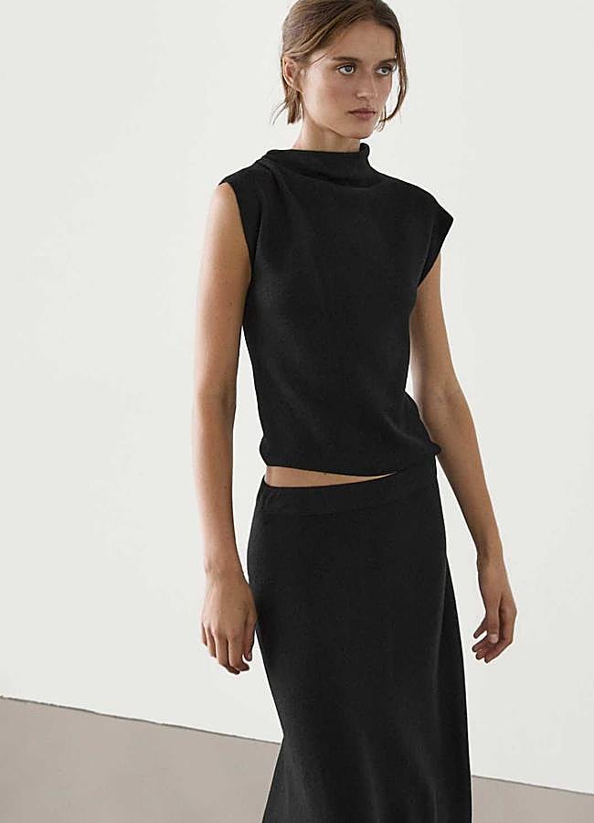 Imagen - Falda punto larga evasé de Massimo Dutti (69,95€)