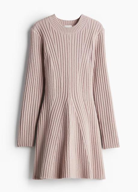 Imagen - Vestido corto de H&M (39,99 euros)