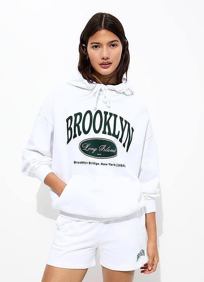 Imagen - Sudadera básica con capucha