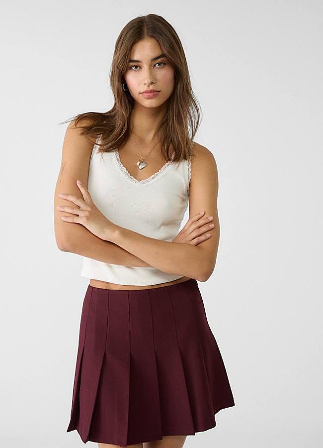 Imagen - Falda de tablas en color burdeos tendencia para otoño