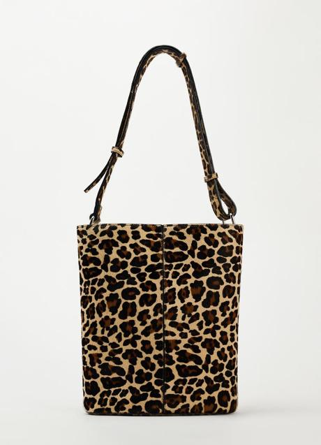 Imagen - Bolso de leopardo de Zara (169 euros)