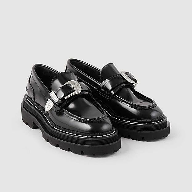 Mocasines de cuero (182,5€)
