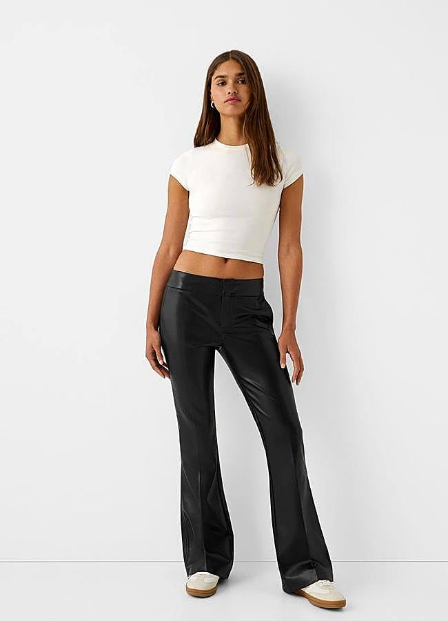 Imagen - Pantalones efecto piel acampanados