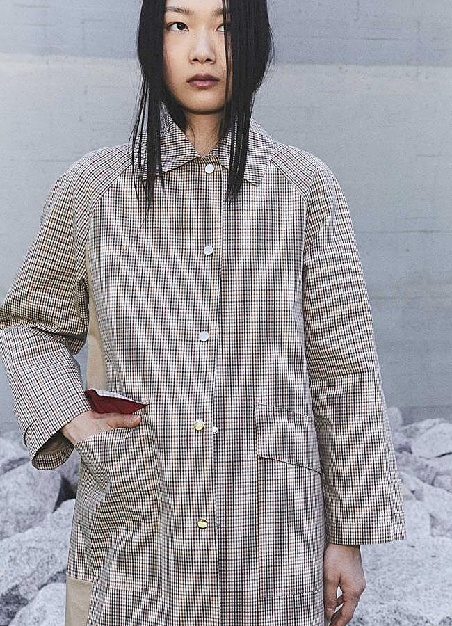 Imagen - Trench de cuadros con vuelta a contraste de Sfera (89,99€)