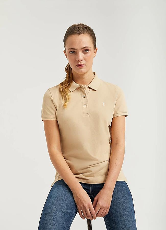 Imagen - Polo blanco crema de Polo Club, 39,99 euros.