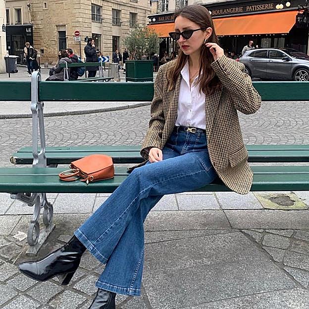 Cómo reinventar el vaquero campana: 6 looks que van del boho al estilo romántico para llevar esta prenda como las chicas más estilosas