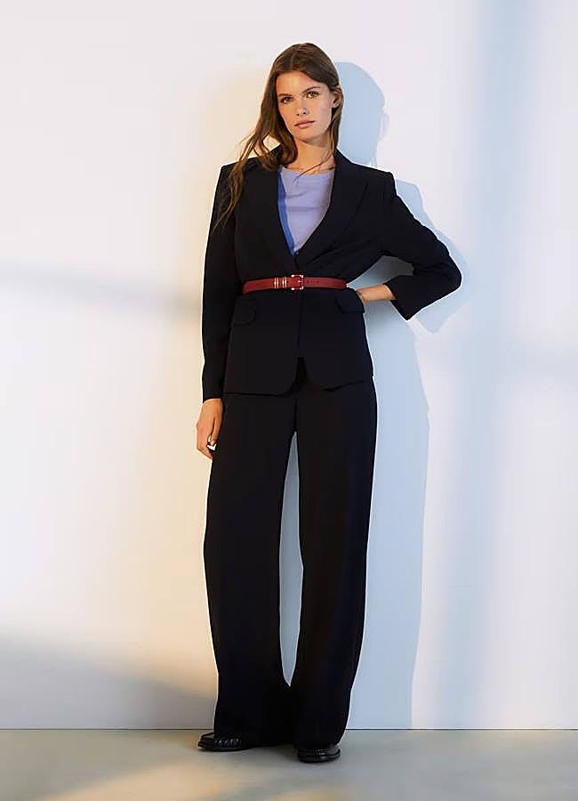 Imagen - Traje de dos piezas negro