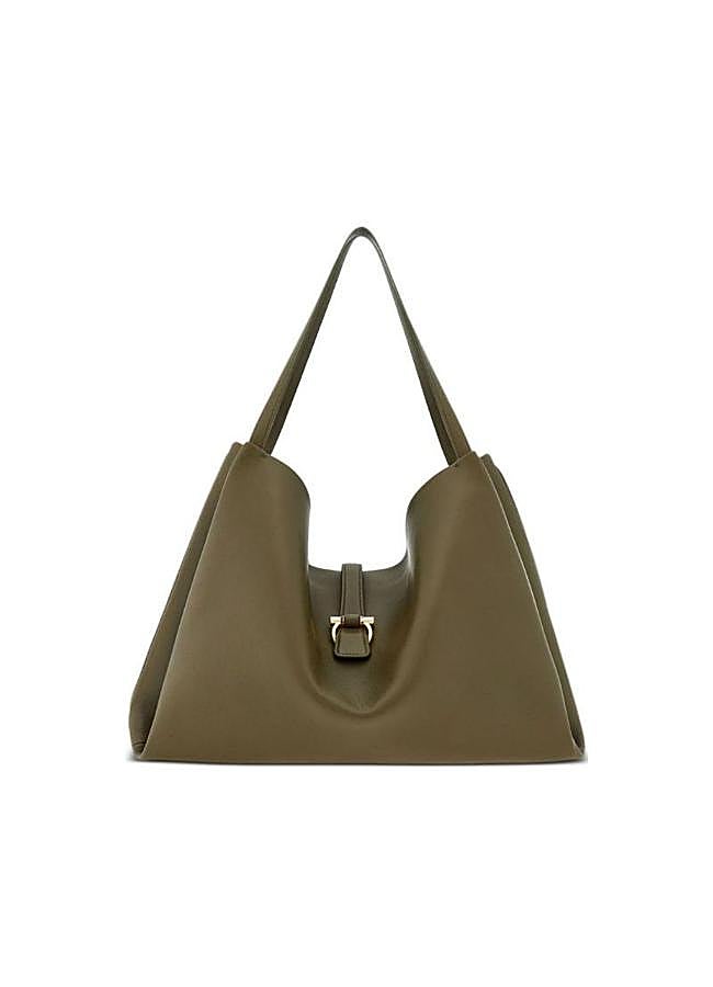 Imagen - Bolso shopper Gancini grande de Ferragamo, 2.187 euros.
