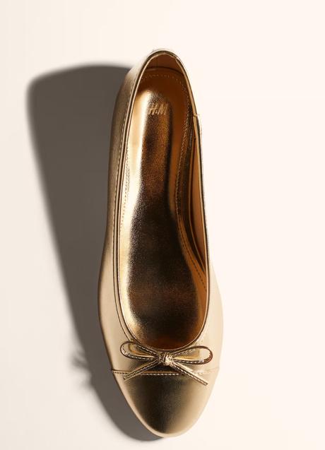 Imagen - Zapatos dorados de H&M (19,99 euros)