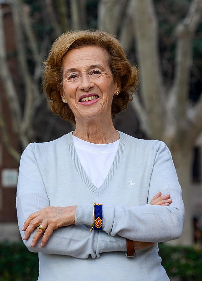 Imagen - Julia Navarro en una imagen promocional de su novena novela, El niño que perdió la guerra. / Juan Manuel Fdez