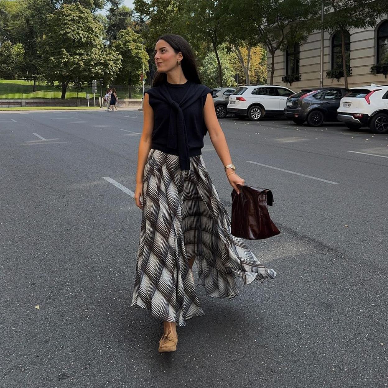 Bailarinas de ante, el calzado que más repetirás esta temporada