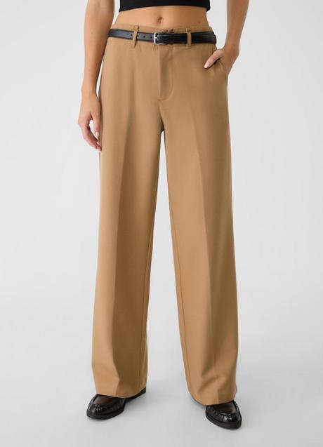 Imagen - Pantalón de vestir de Stradivarius (25,99 euros)