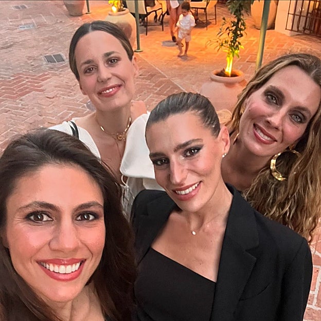 Las hermanas Osborne en la despedida de soltera. 