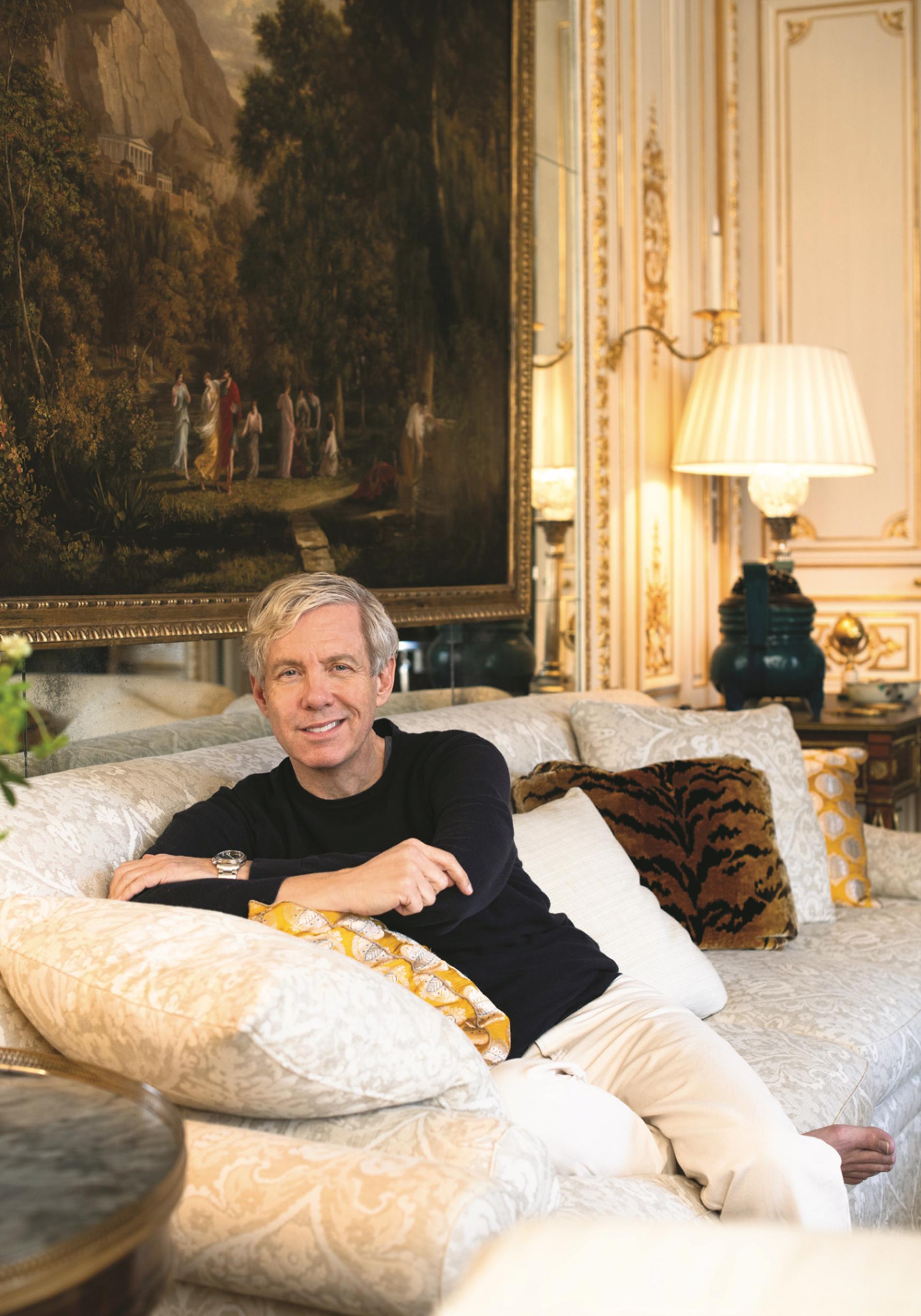 Retrato del interiorista Michael S. Smith.