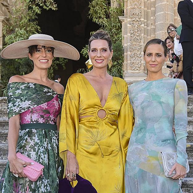 De las hermanas Osborne al vestido de la madrina: los mejores looks de invitada de la boda de Ana Cristina Portillo