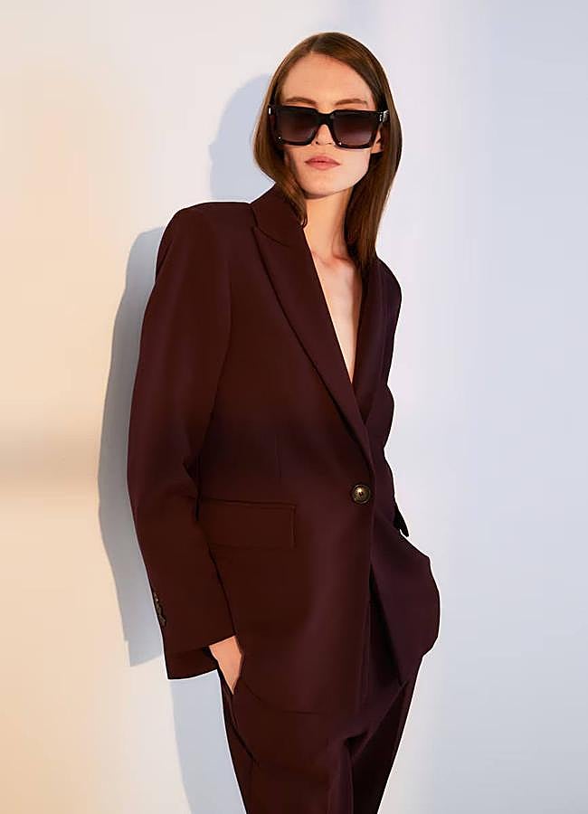 Imagen - Blazer color burdeos fluida