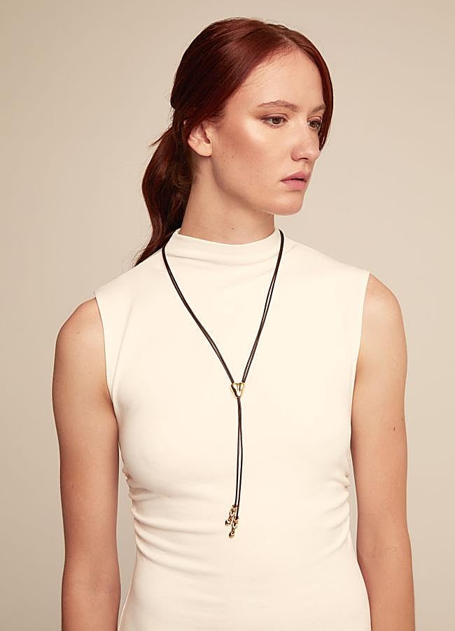 Imagen - Collar con detalles dorados de UNOde50.