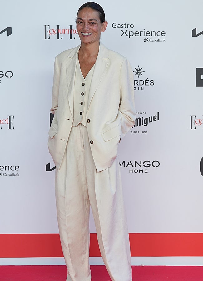 Imagen - Laura Ponte, estupenda con un traje de Adolfo Domínguez. GTRES.