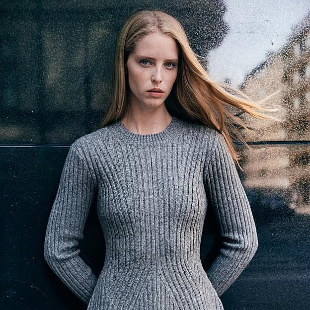 Este otoño, el vestido de punto será la prenda imprescindible de tu armario
