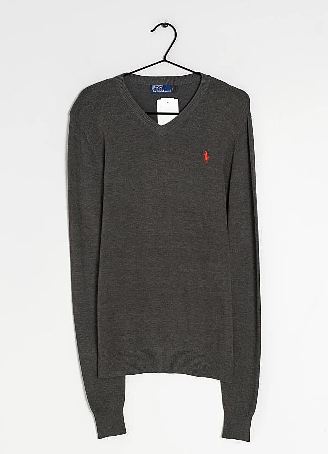 Imagen - Jersey de pico gris oscuro de lana merino de Ralph Lauren, 199 euros.