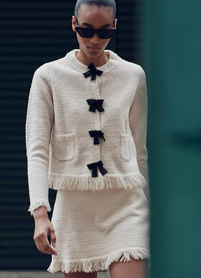 Imagen - Total look de punto con detalle de lazos