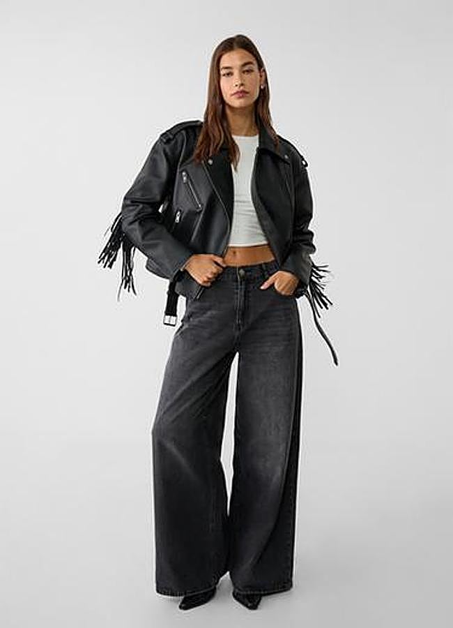 Imagen - Chaquetas de flecos de Stradivarius, 49,99 euros.