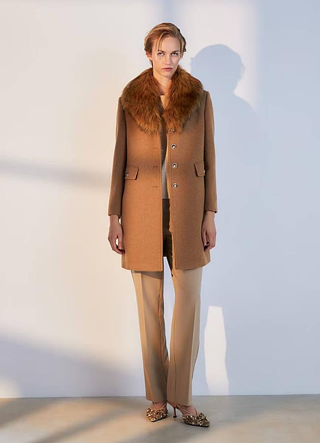 Imagen - Abrigo camel con cuello efecto pelo
