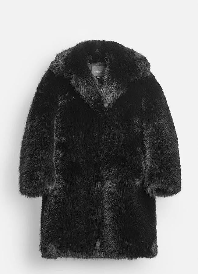 Imagen - Abrigo negro de pelo de Zara, 189 euros.