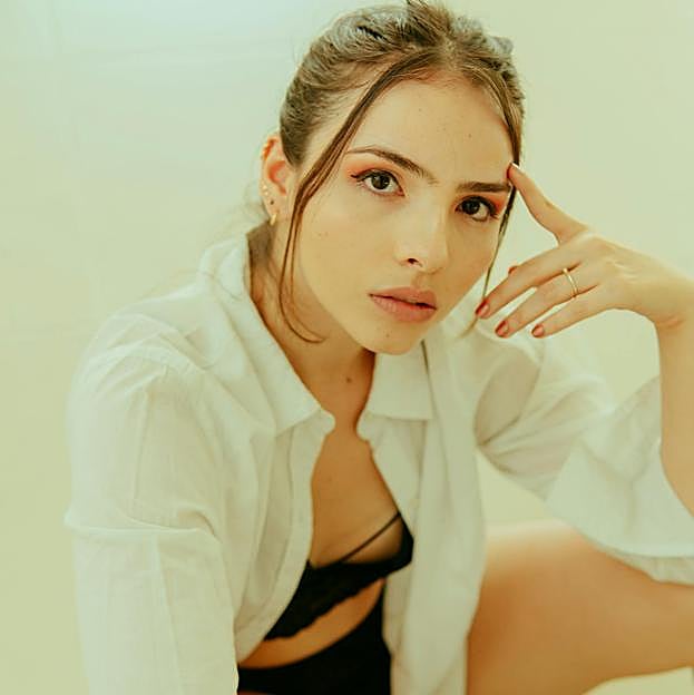 La herramienta psicológica, creada por una experta, para dejar de sobrepensar y recuperar la paz mental