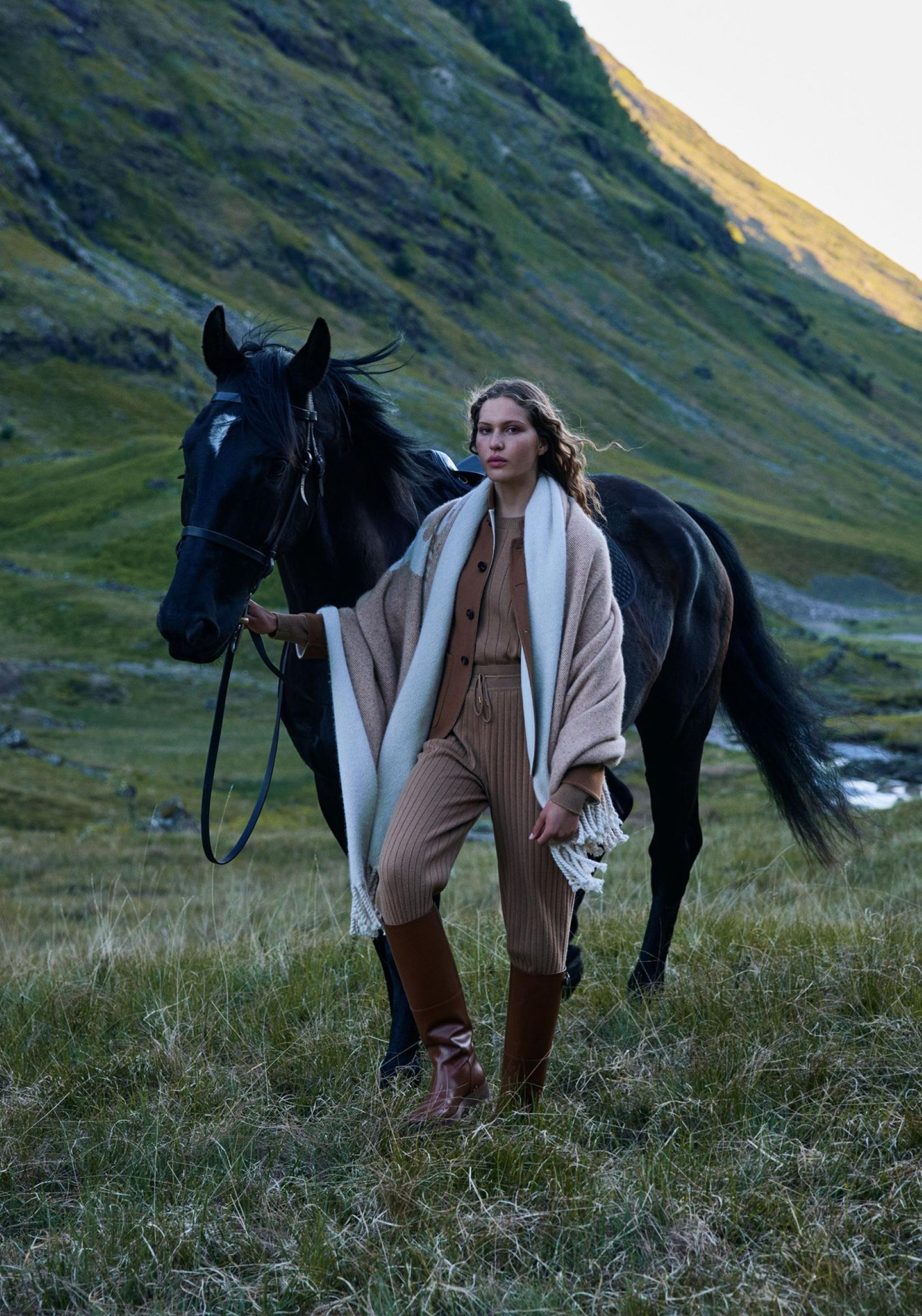 Look de la colección otoño-invierno 2024/25 de Loro Piana.