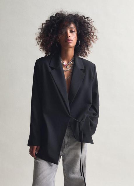 Imagen - Americana cruzada de Pull & Bear (39,99 euros)