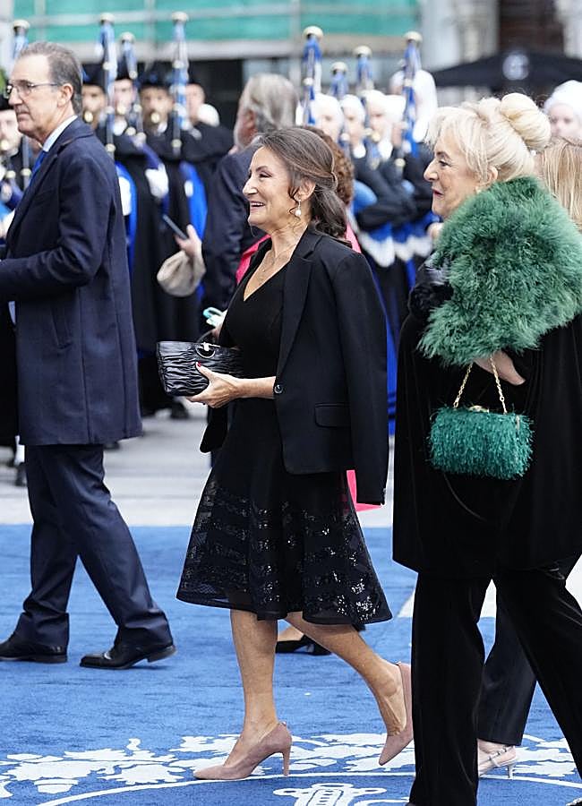 Imagen - Paloma Rocasolano escogió un total look negro. / LIMITED PICTURES