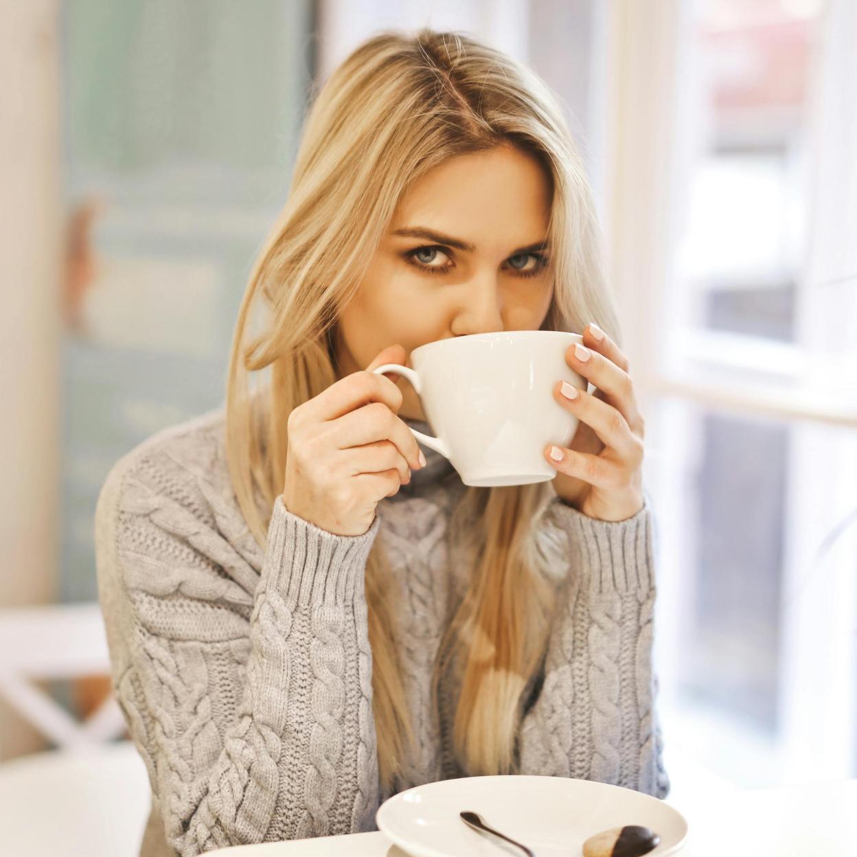 Si tomas este té natural dormirás mejor. 