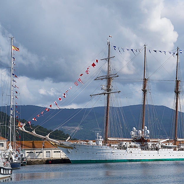 El buque escuela Juan Sebastián Elcano. 
