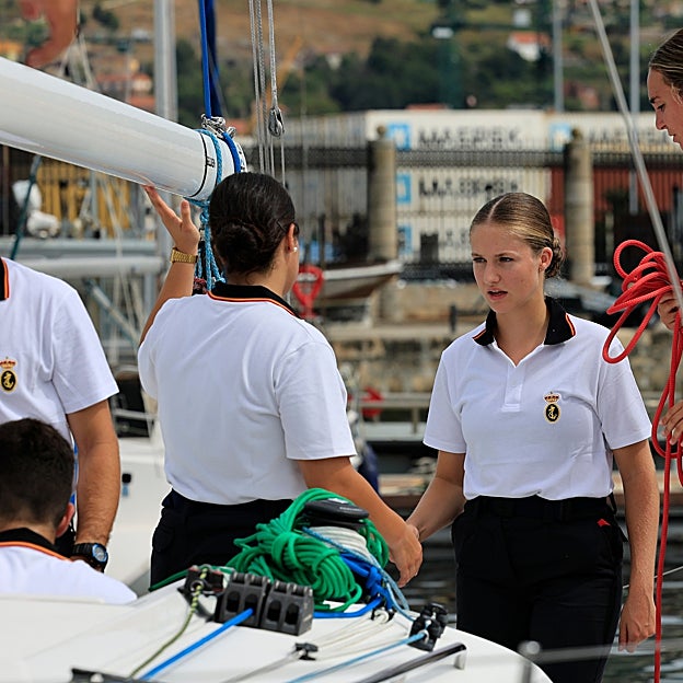 La princesa Leonor en la Escuela Naval de Marín. 