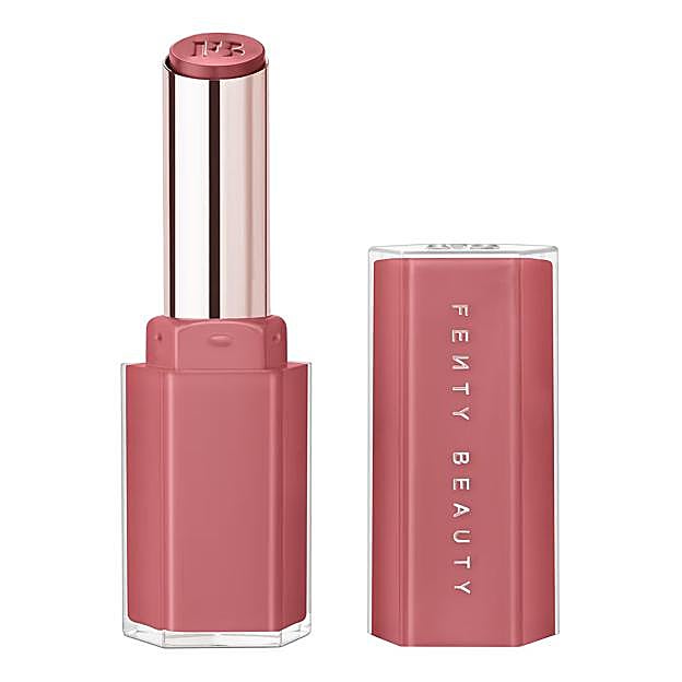 Pintalabios Gloss Bomb de Fenty Beauty.