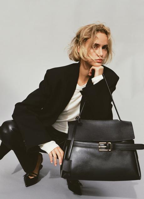 Imagen - Bolso negro de H&M (49,99 euros)