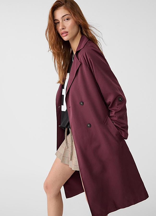 Imagen - Gabardina burdeos clásica