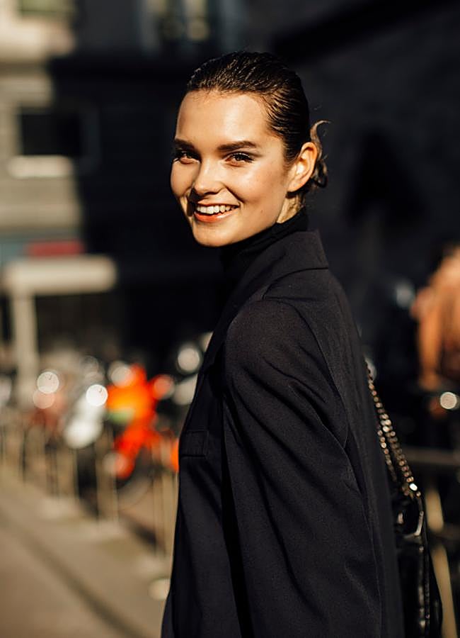 Imagen - La radiación ultravioleta A nos afecta durante todo el año ya que atraviesa los cristales y las nubes. Foto: Launchemtrics Spotlight.