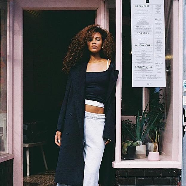 Las novedades de otoño de Stradivarius: de los vestidos de punto más elegantes a los básicos más baratos