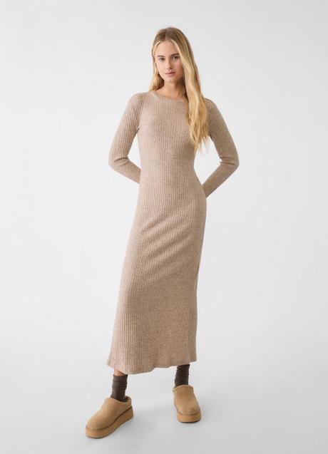 Imagen - Vestido de punto de Stradivarius (19,99 euros)