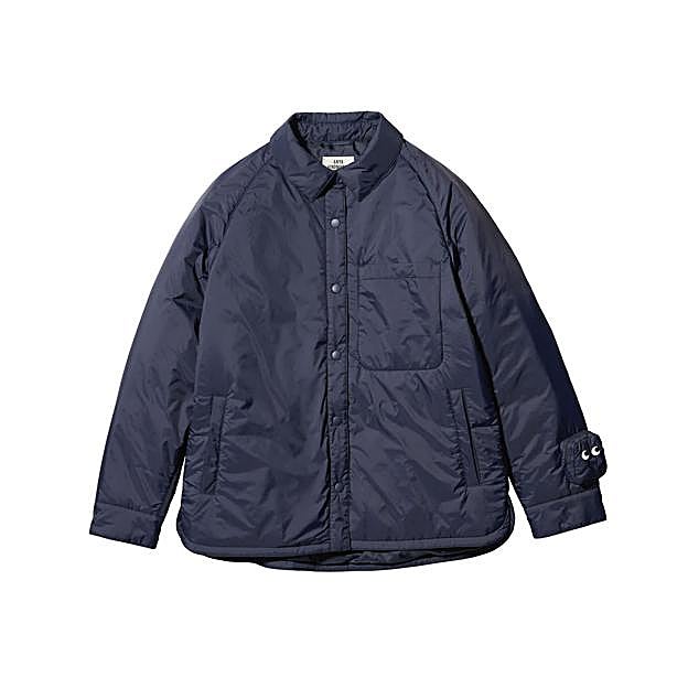 Imagen principal - La colaboración de Uniqlo con Anya Hindmarch de prendas calentitas de lujo a precios asequibles